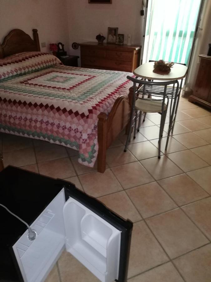 Luce Bed & Breakfast Ливорно Екстериор снимка